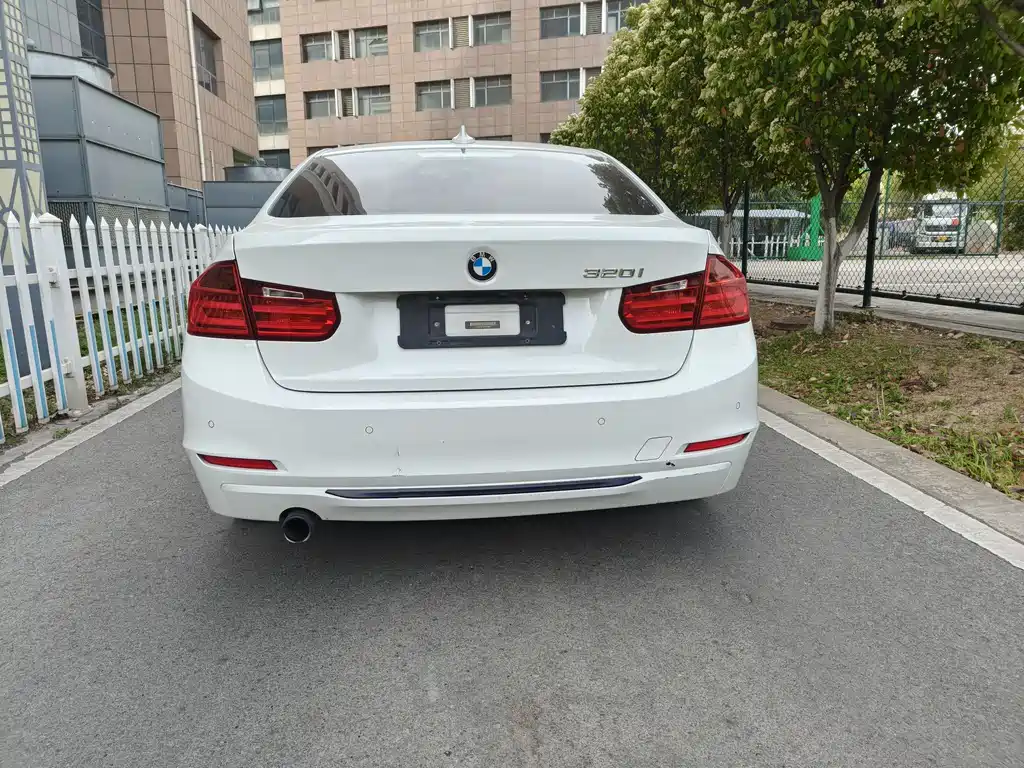 BMW 3 Series 3 2014 320i Sport