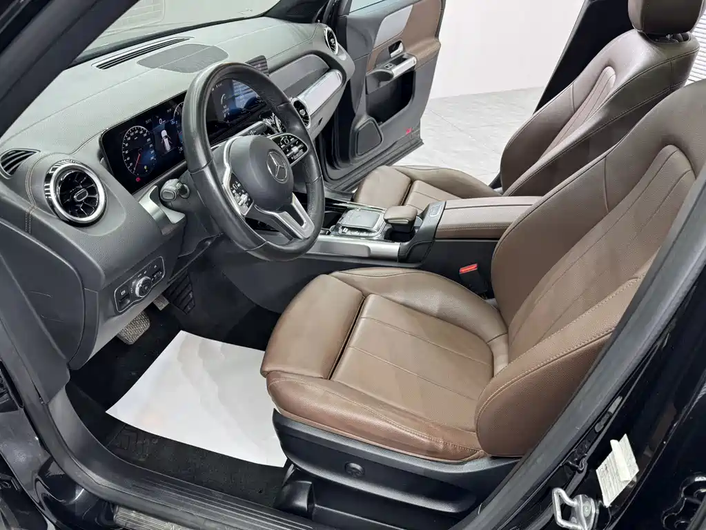 Mercedes-Benz GLB — миниатюра 7