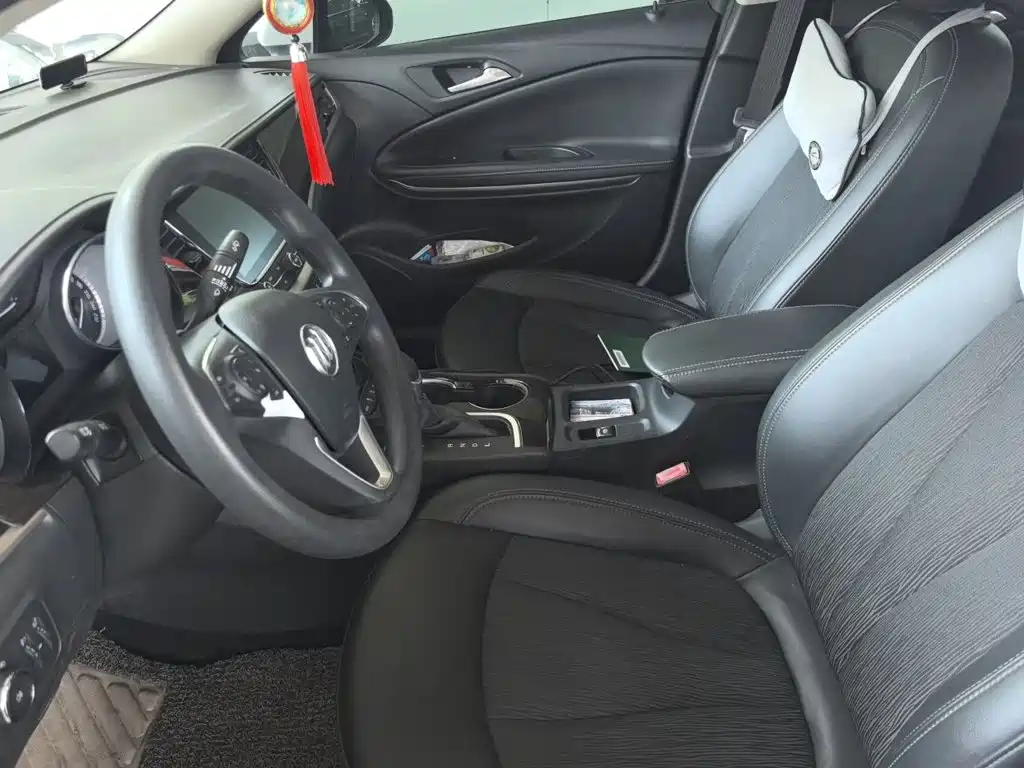 Buick Verano — миниатюра 16