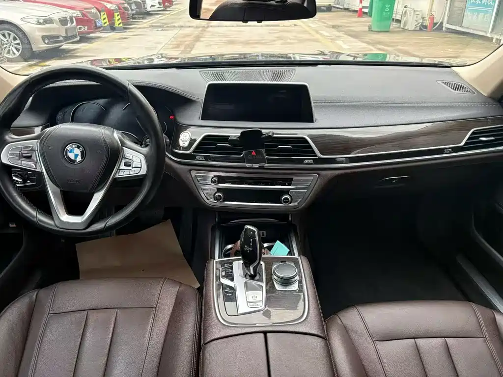 BMW 7 Series 7 2016 730Li Luxury