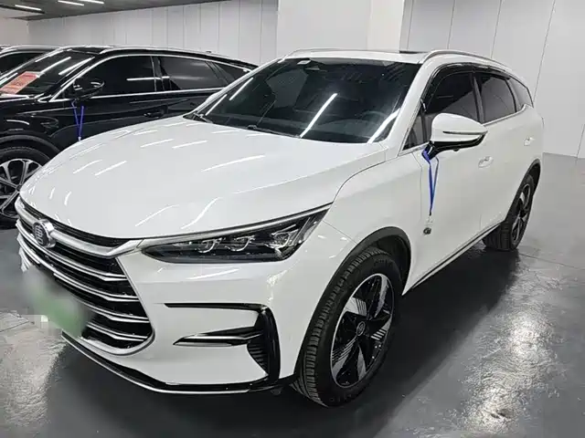 2023 BYD Tang