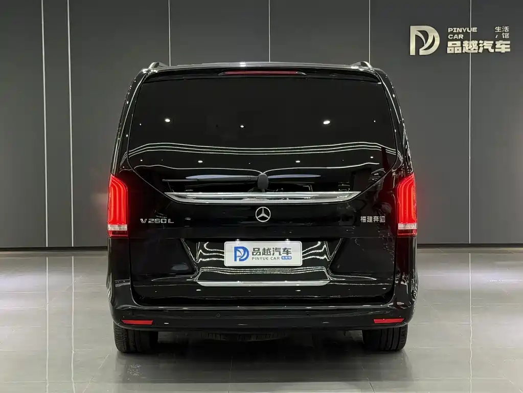 Mercedes-Benz V-Class — миниатюра 4
