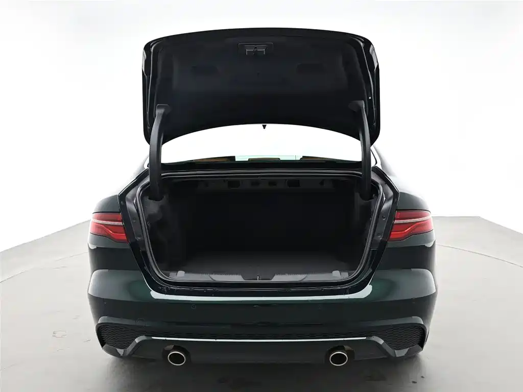 Jaguar XEL 2024 2.0T 250PS R-DYNAMIC S Sport
