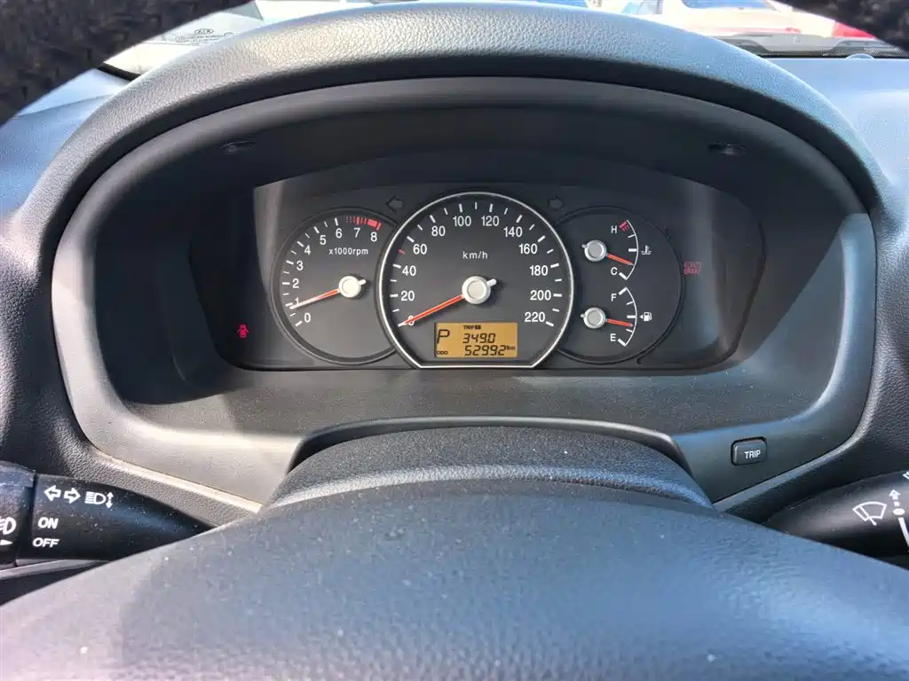 Kia Carens — миниатюра 11