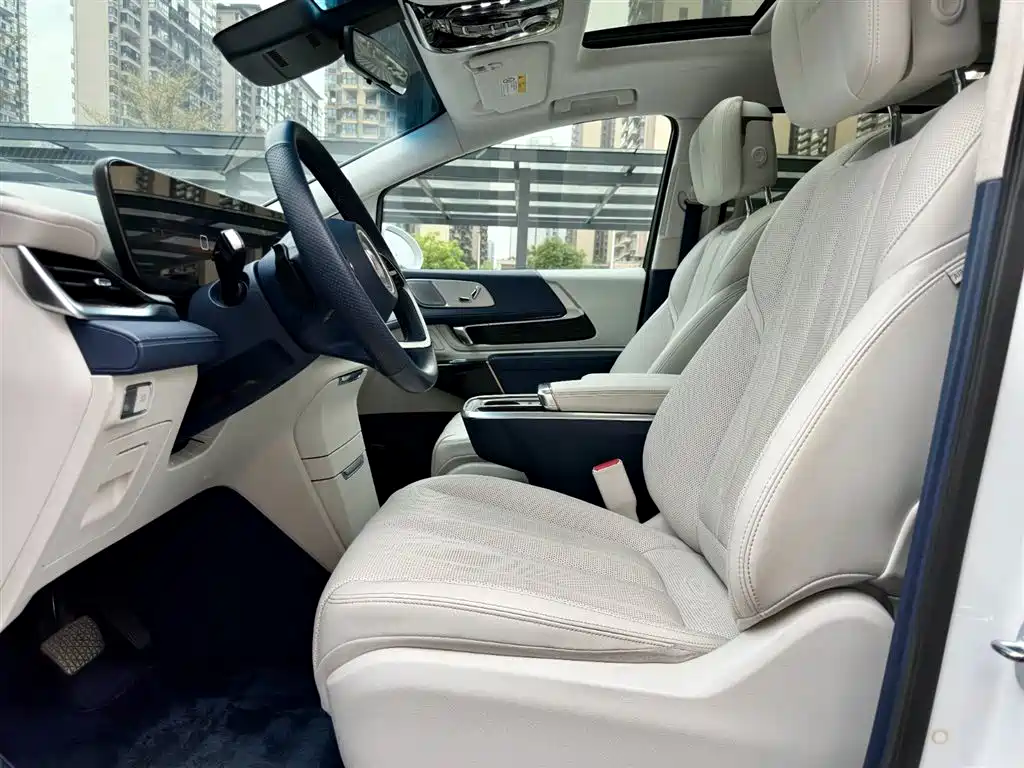 Buick Century 2023 2.0T мест
