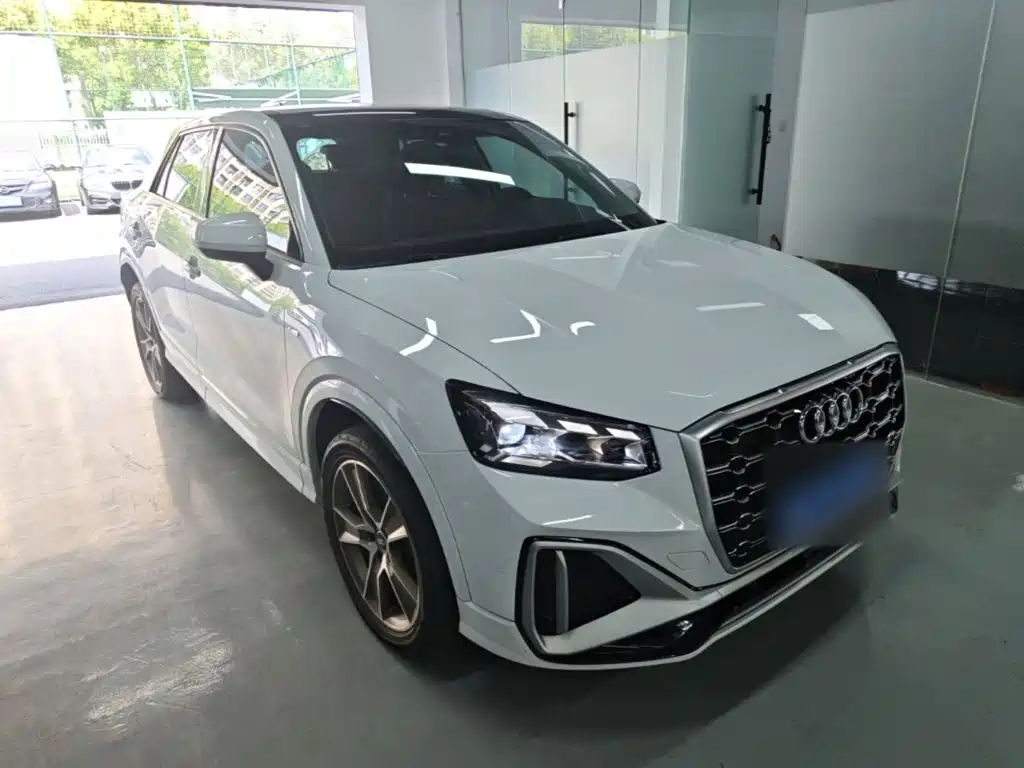 Audi Q2L — миниатюра 4