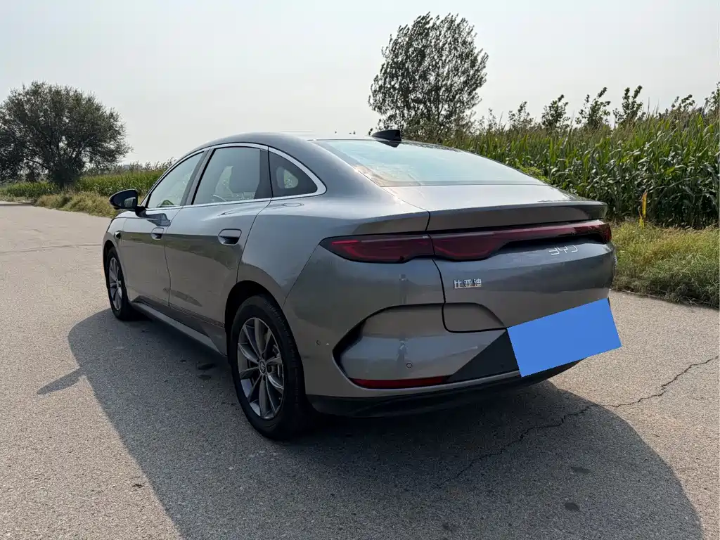 BYD Qin L — миниатюра 6