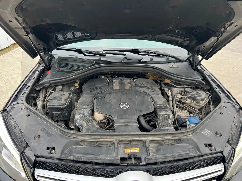 Mercedes-Benz GLE (Import) — миниатюра 11