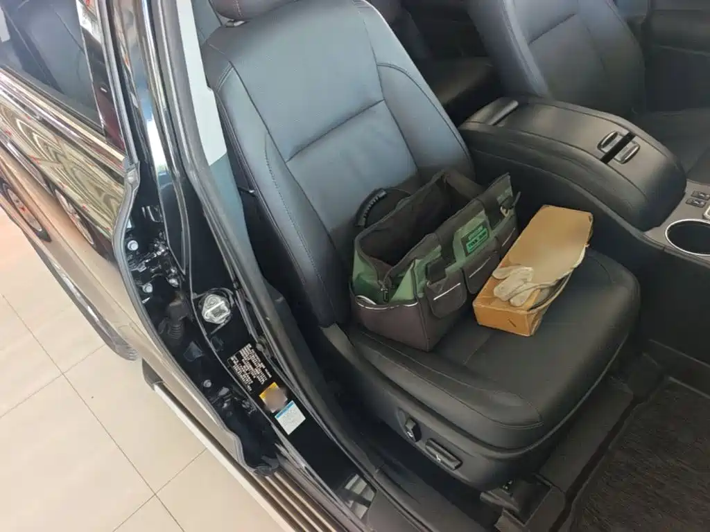 Toyota Highlander — миниатюра 25