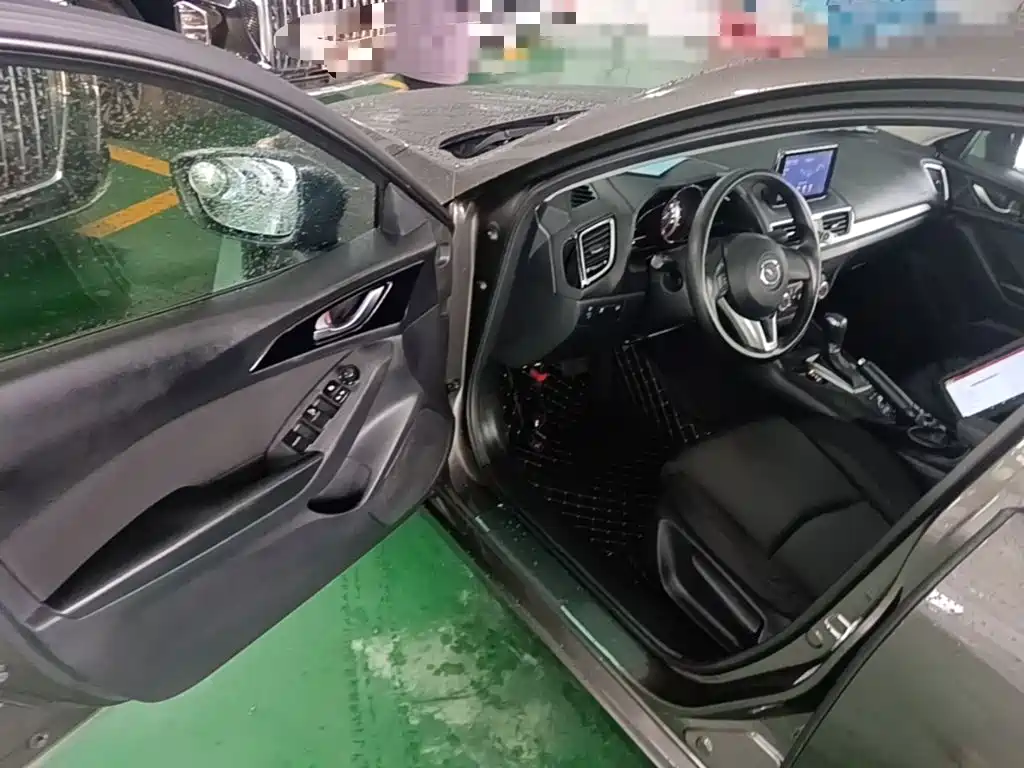 Mazda 3 Axela — миниатюра 16