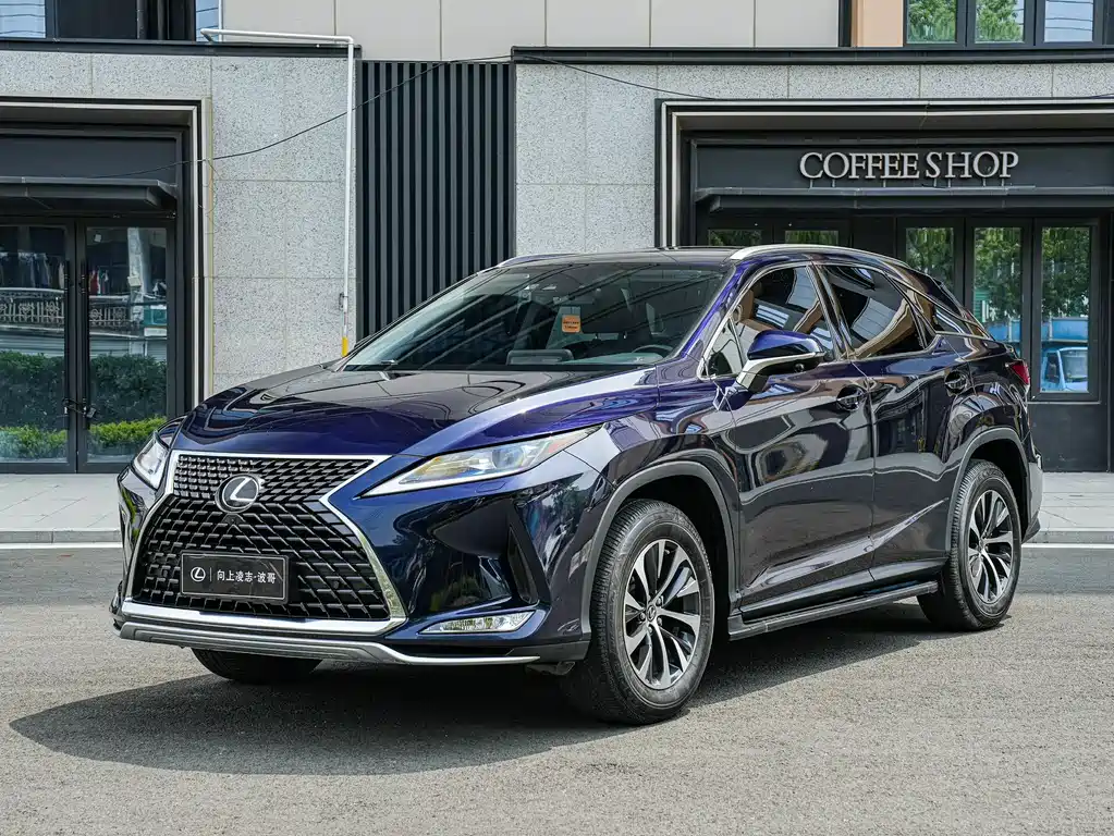 Lexus RX 2022