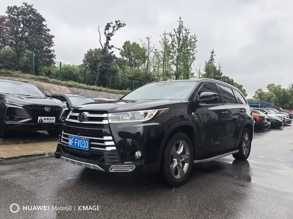 Toyota Highlander 2020