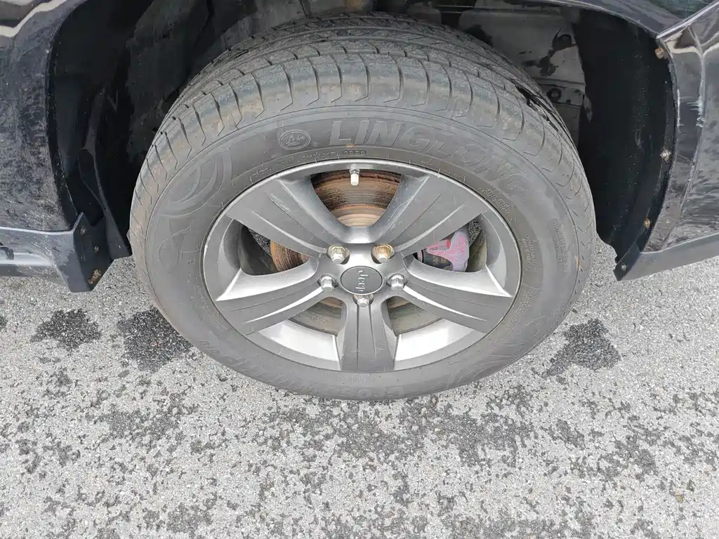 Jeep Compass (Import) — миниатюра 19