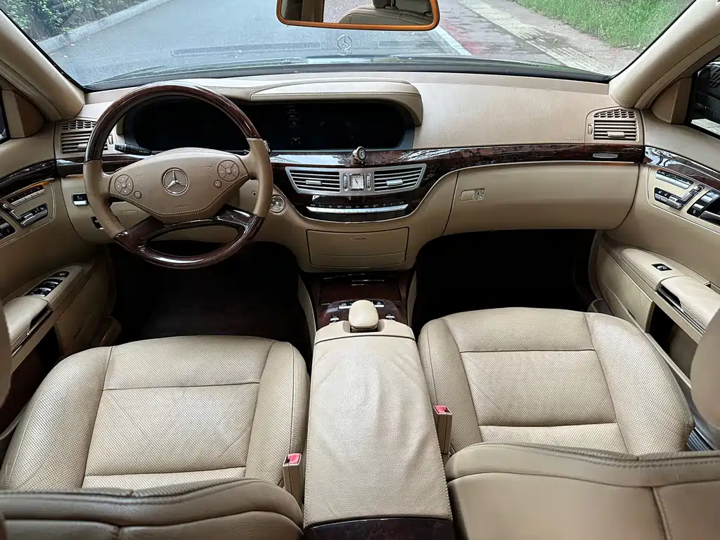 Mercedes-Benz S-Class — миниатюра 9