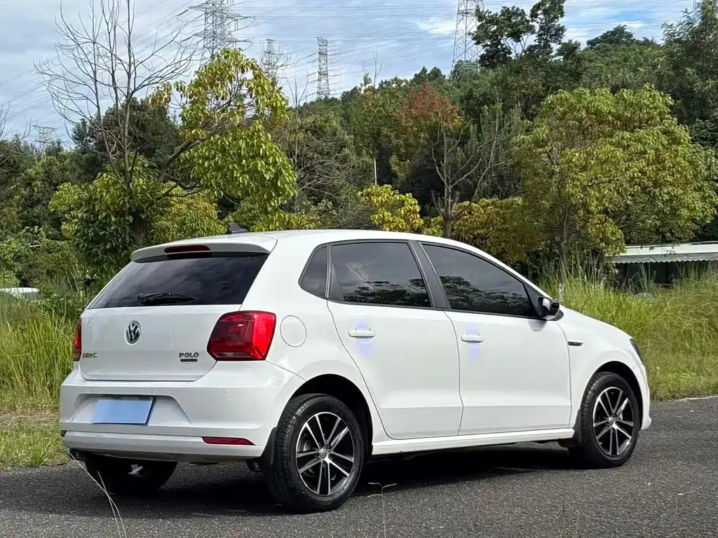 Volkswagen Polo — миниатюра 4