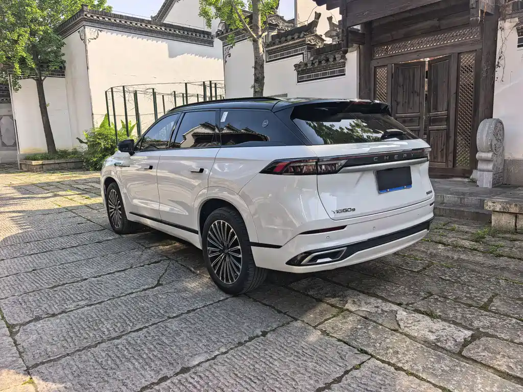 Chery Tiggo 9 9 2025 2.0T AT Premium 5 мест