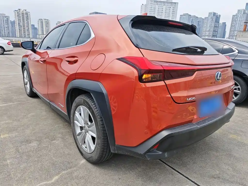 Lexus UX — миниатюра 5