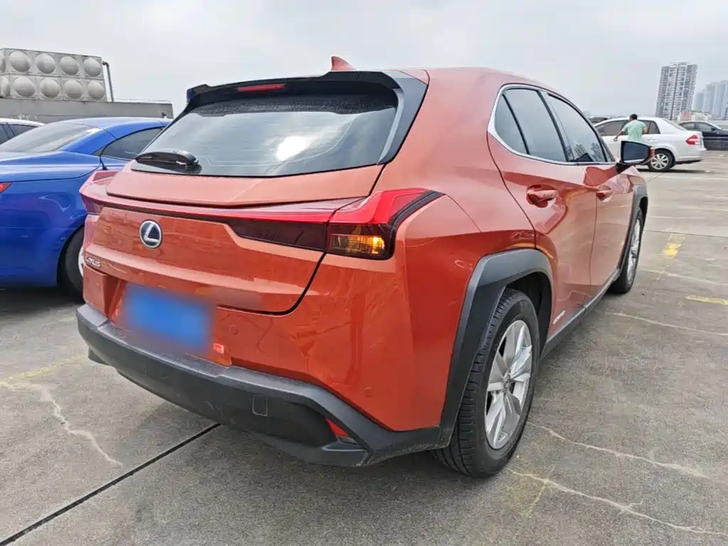 Lexus UX — миниатюра 7