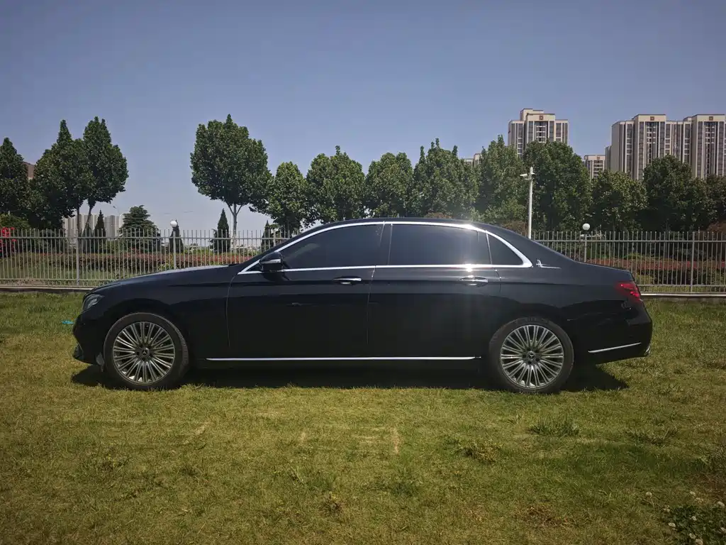 Mercedes-Benz E-Class E 2020 E 300 L Fashion