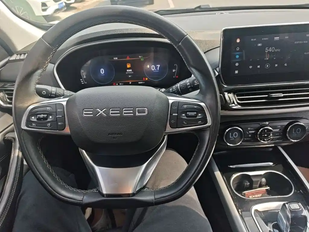 Exeed Lingyun — миниатюра 10