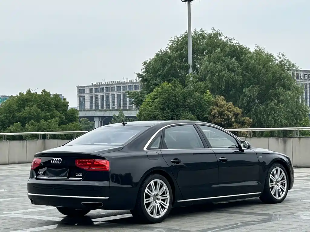 Audi A8 2013 A8L 6.3 FSI W12 quattro