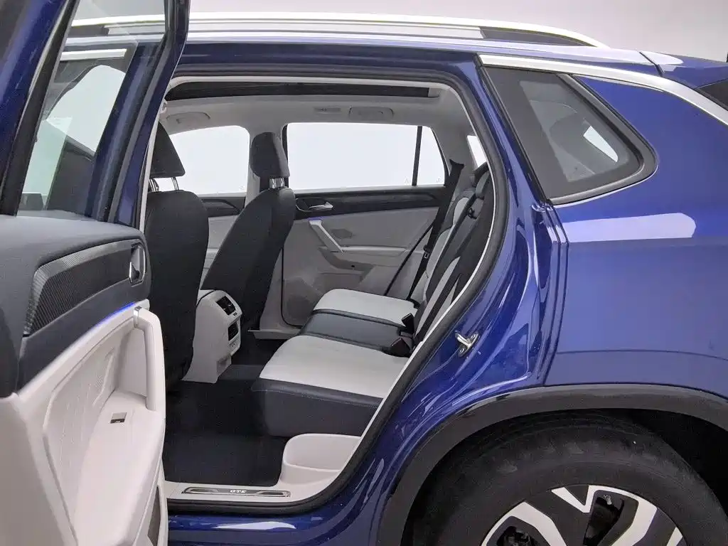 Volkswagen Tayron GTE — миниатюра 15