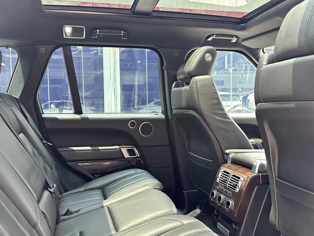 Land Rover Range Rover 2015 3.0 TDV6 Vogue