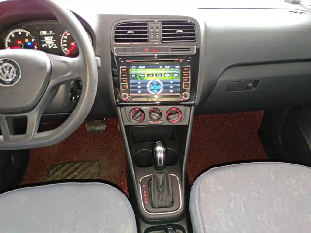 Volkswagen Polo — миниатюра 9