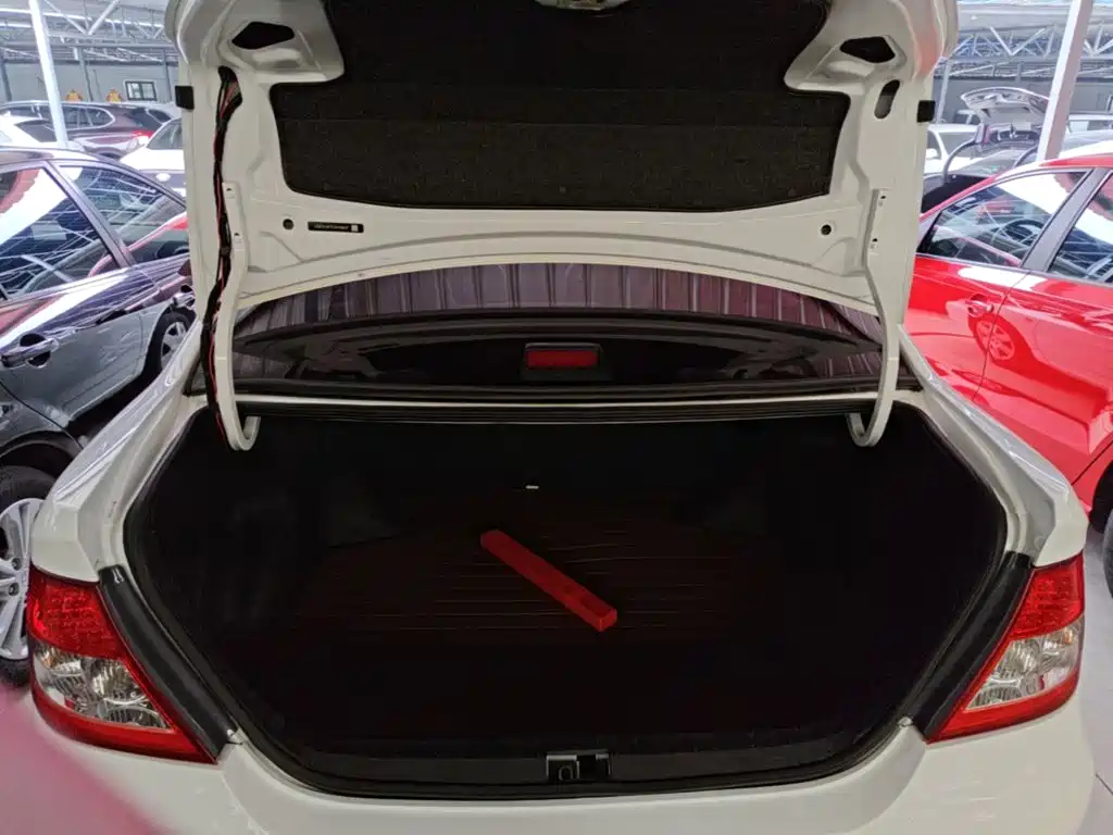 BYD F3 — миниатюра 15