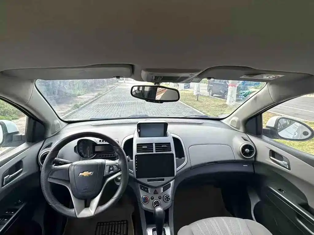 Chevrolet Aveo — миниатюра 5