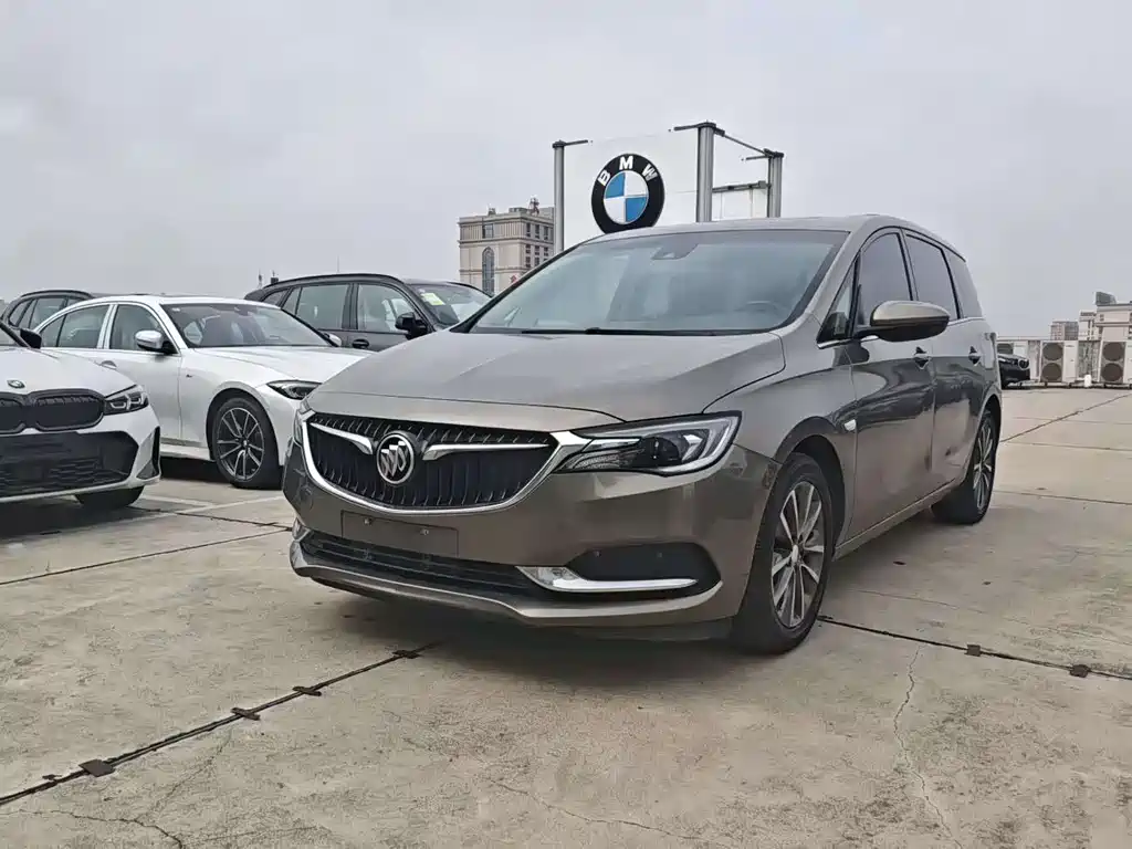 Buick GL6 2018 18T 6 мест Luxury