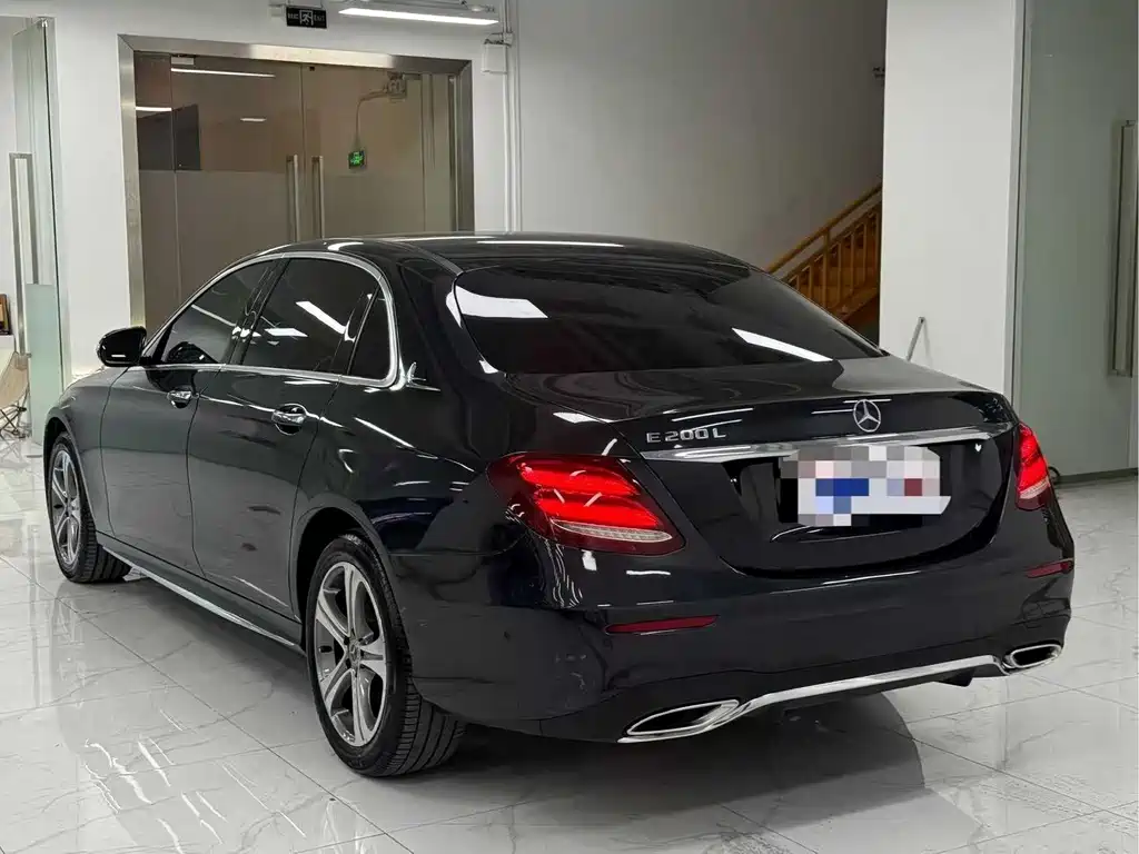 Mercedes-Benz E-Class E 2018 E 200 L Sport 4MATIC