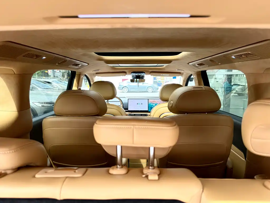 Voyah Dreamer PHEV 4WD Flagship Kunpeng Edition, фото 22