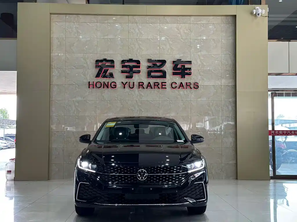 Volkswagen Passat 2026 380TSI