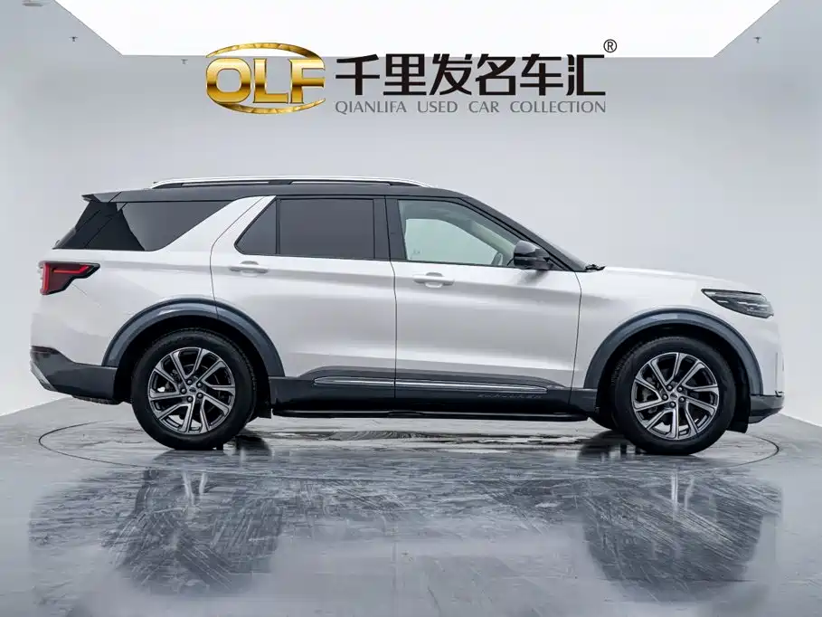 Ford Explorer — миниатюра 8