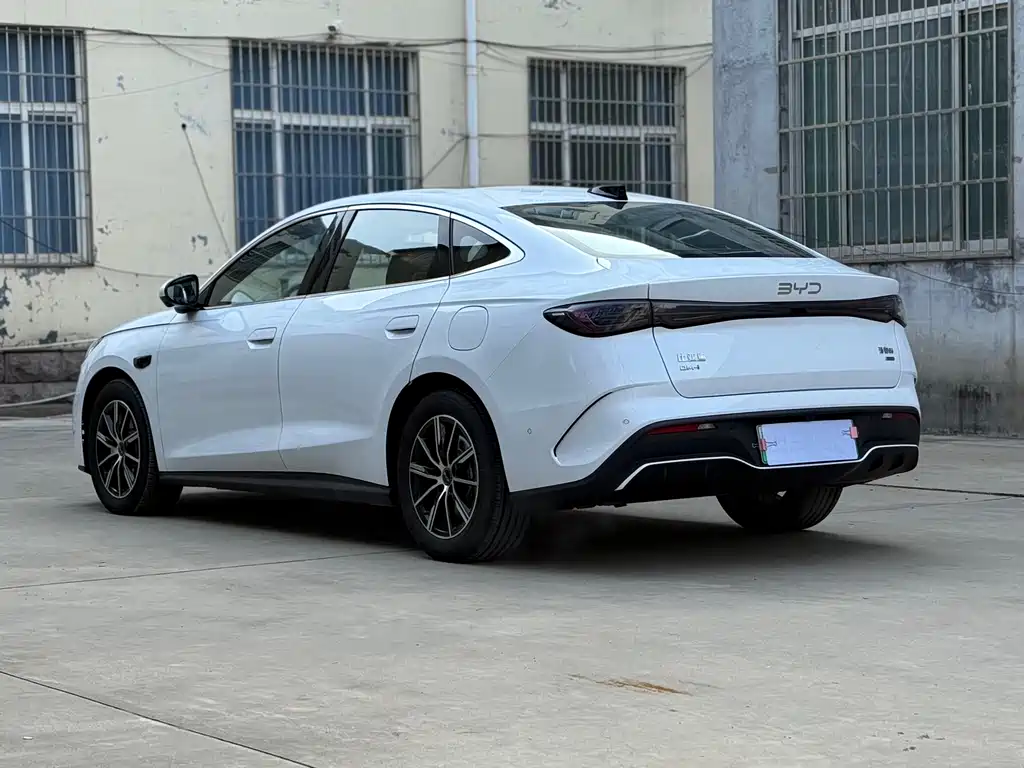 BYD SEAL 06 NEW ENERGY