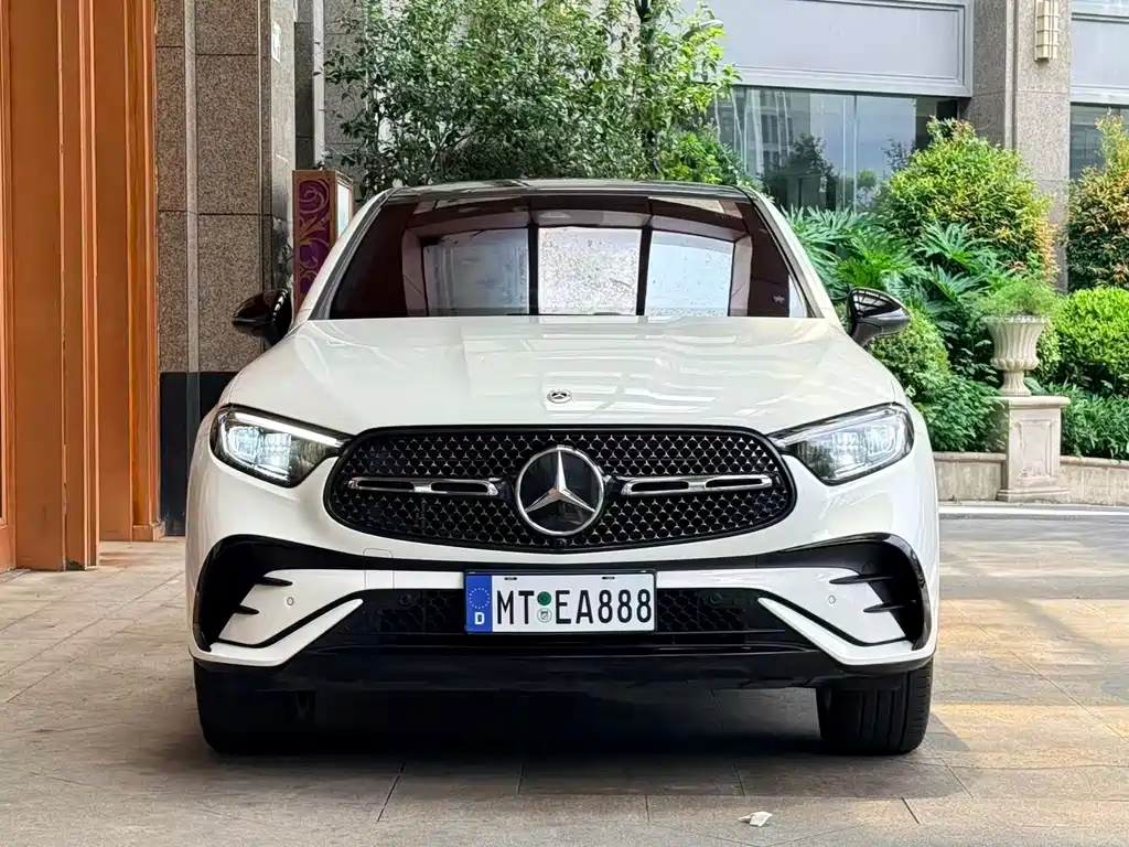 Mercedes-Benz GLC 2025 GLC 300 4MATIC SUV