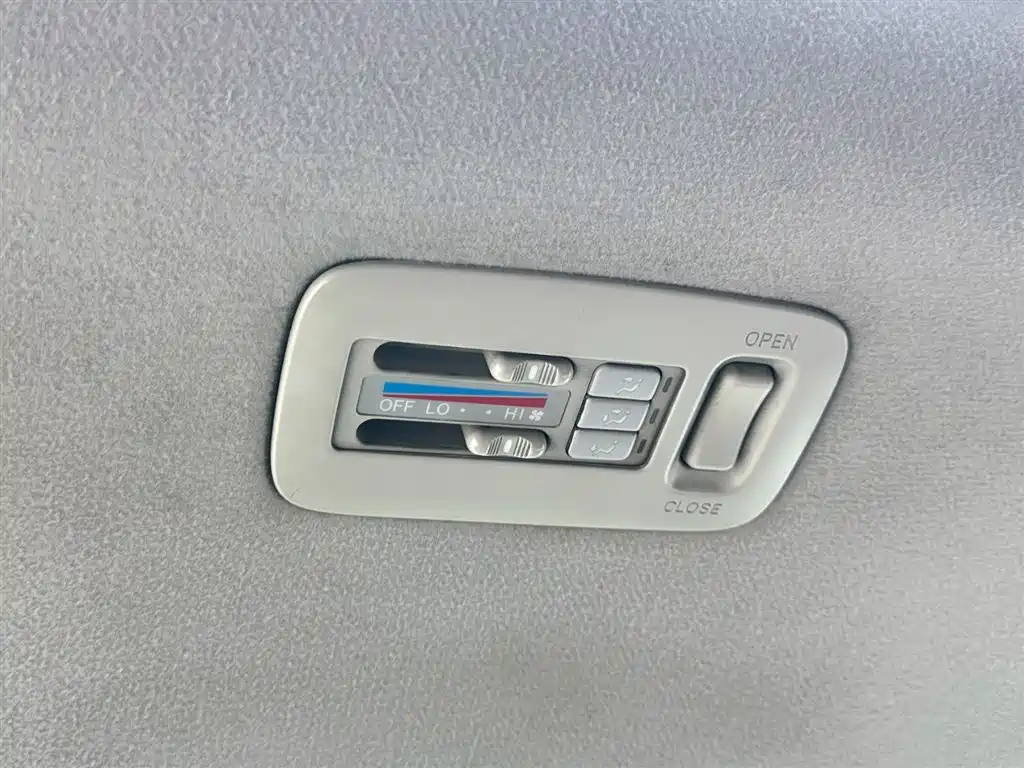 Toyota Previa — фотографии объявления, Фото 19