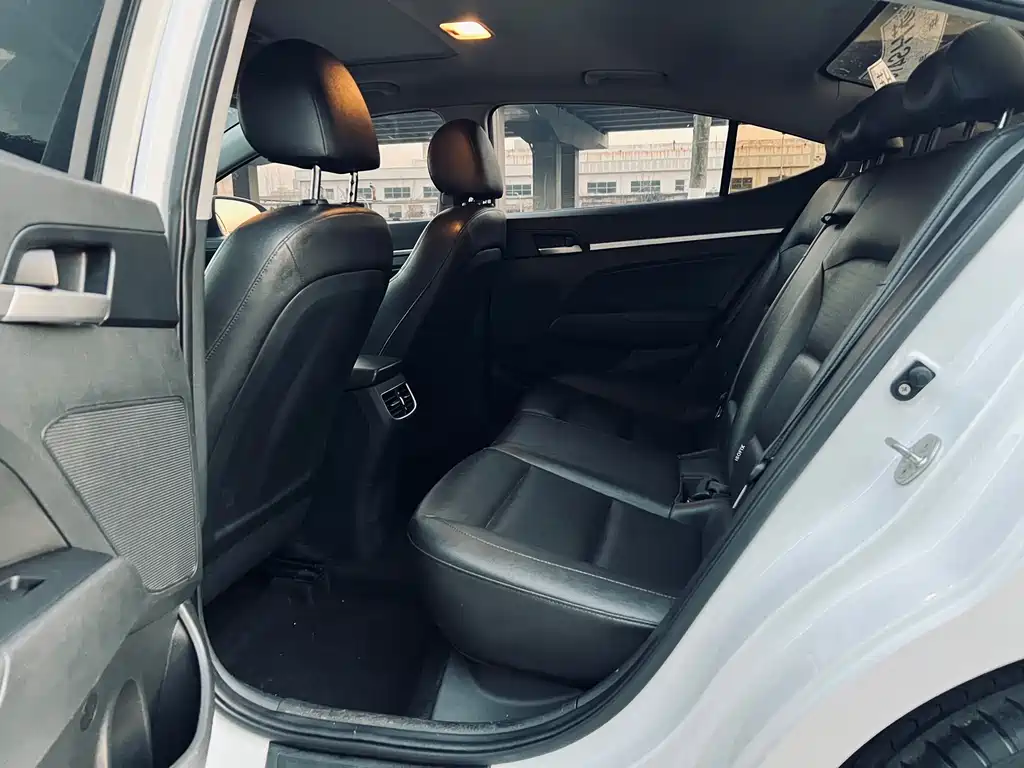 Hyundai Elantra 1.5L CVT Smart Dazzle · Elite Type, фото 14
