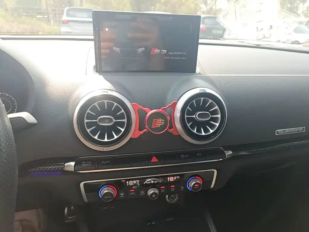 Audi S3 — миниатюра 13