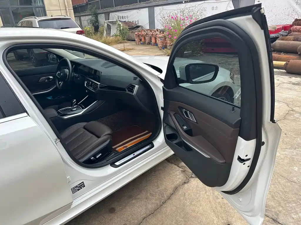 BMW 3 Series — миниатюра 9