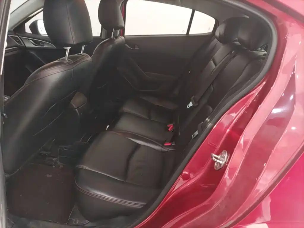 Mazda 3 Axela — миниатюра 17