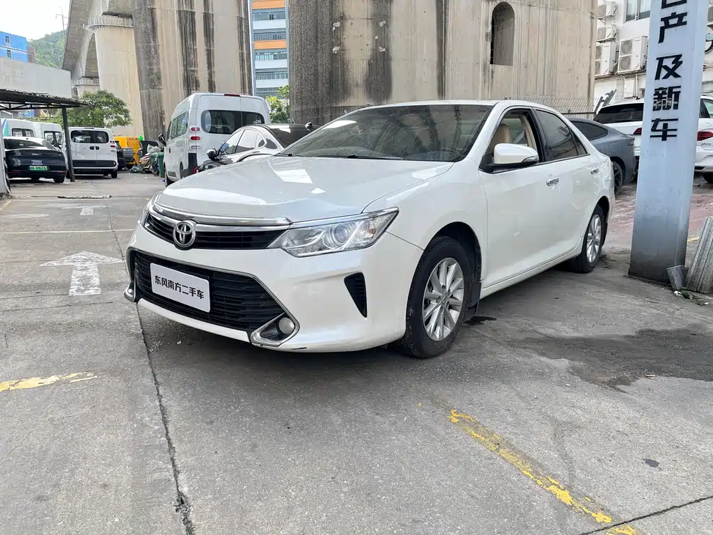 Toyota Camry 2017