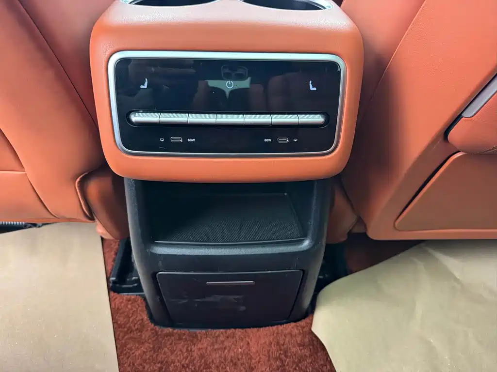Li Auto Li L8 — миниатюра 14