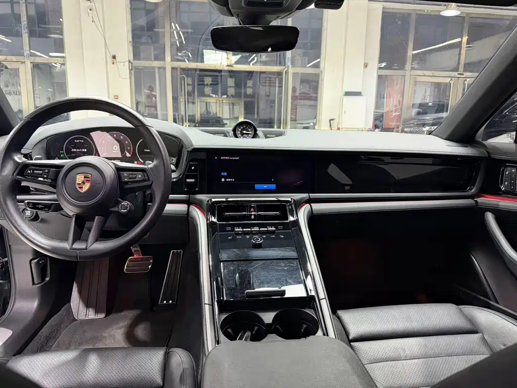 Porsche Panamera — миниатюра 10