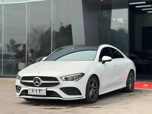 MERCEDES-BENZ CLA
