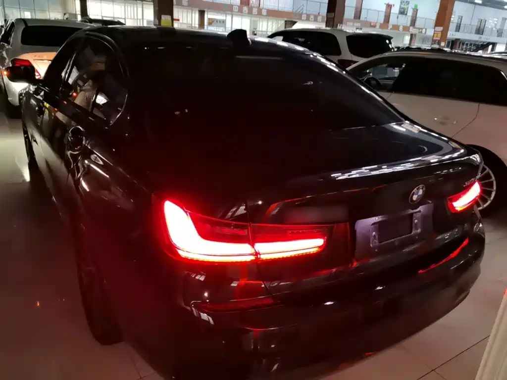 BMW 3 Series — миниатюра 6
