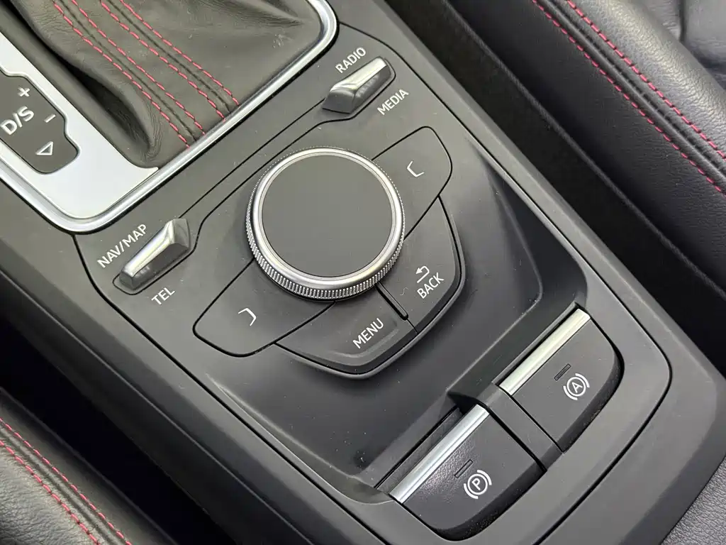 Audi Q2L 2022 35 TFSI