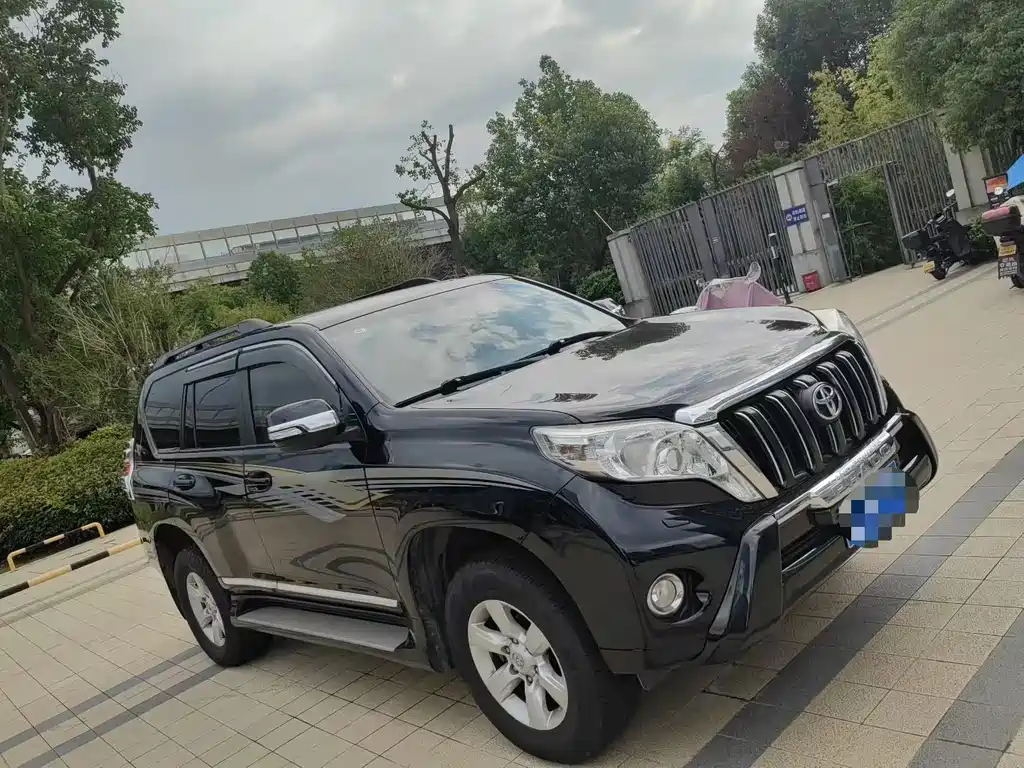 Toyota Prado (Import) — миниатюра 3