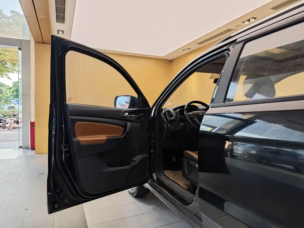 Oshan CX70 2016 1.6L MT Luxury